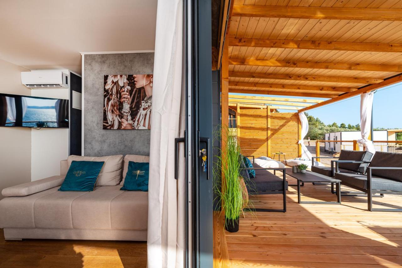 C'Est La Vie Villa Drage Bagian luar foto